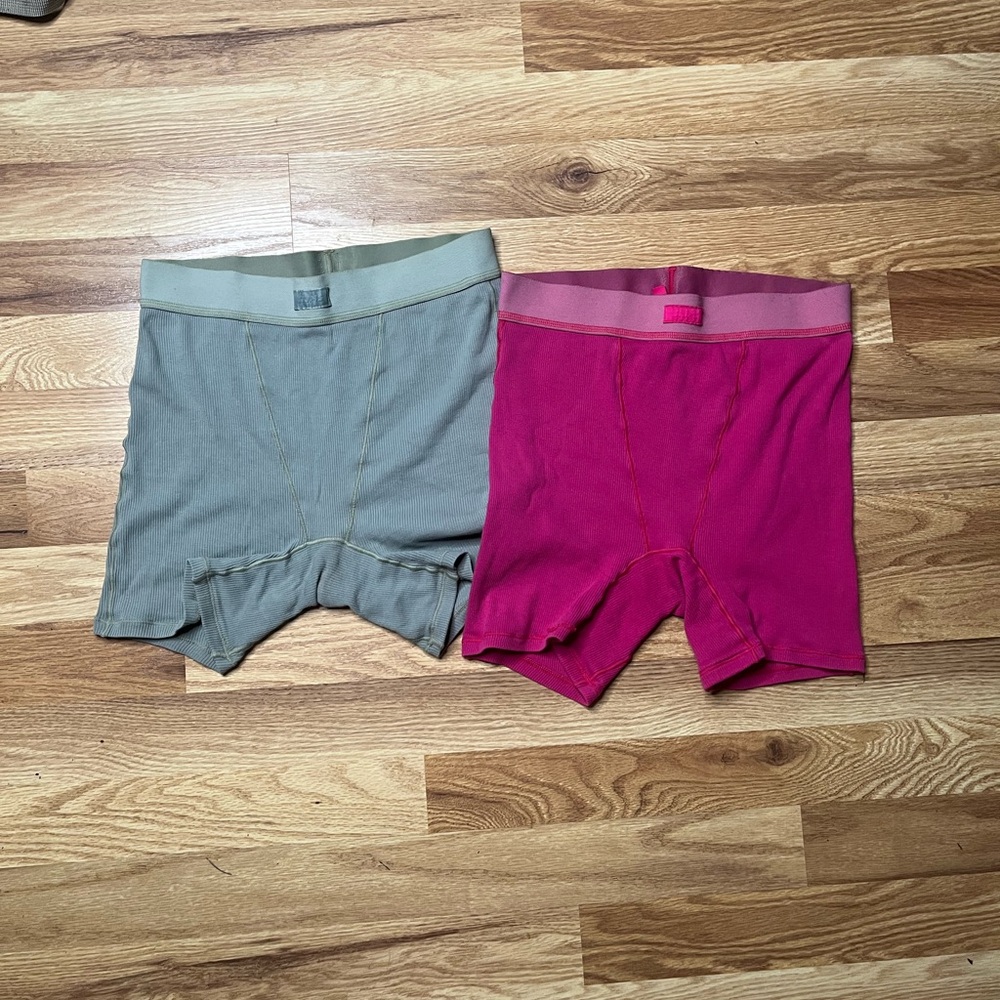 Skims Boxer Shorts size small